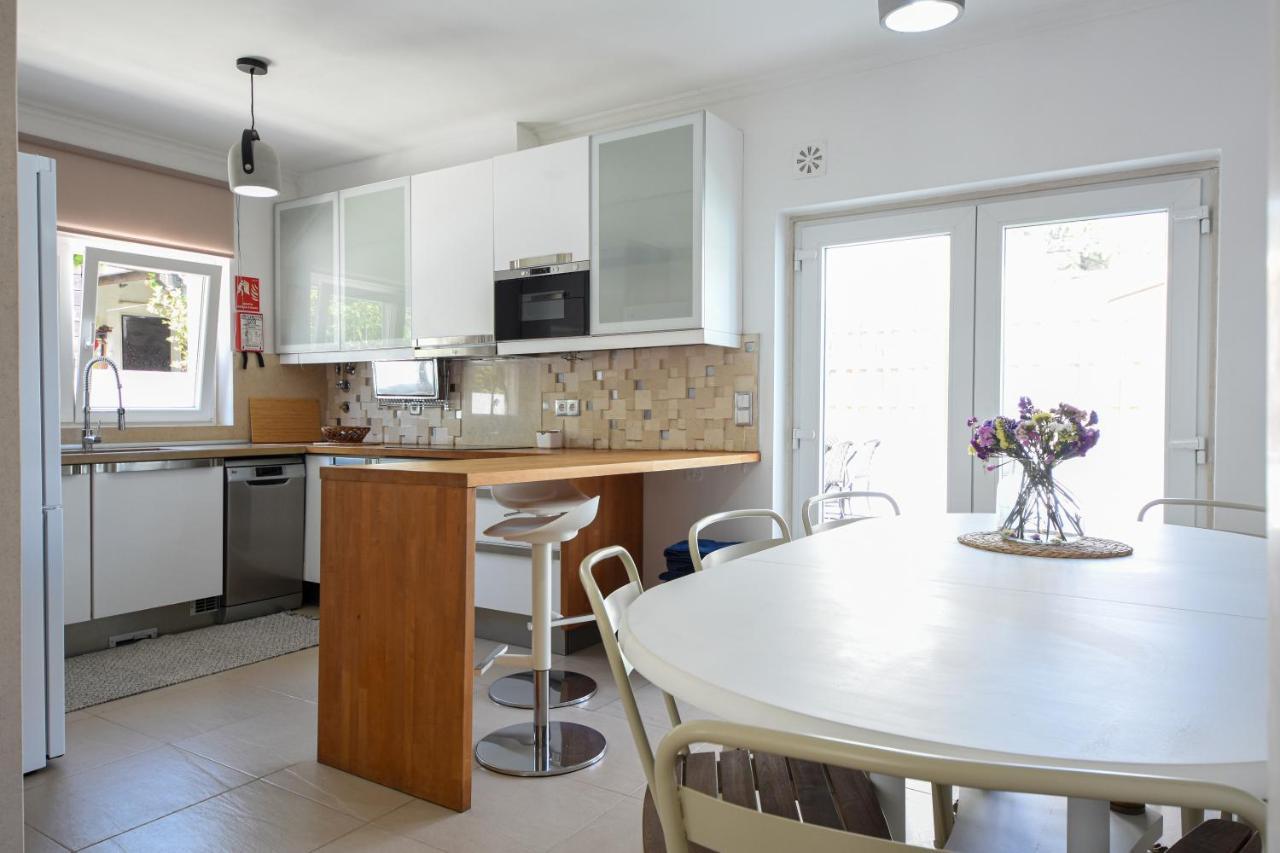 Aroeira Villa With Heated Pool By Golf Course, Beach And Lisbon Zewnętrze zdjęcie